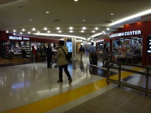 成田空港第一旅客ターミナルに行ってきました。25