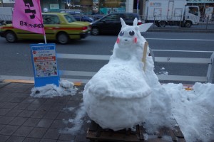 東京に雪だるまが集結!?　「第16回 神田小川町雪だるまフェア」30